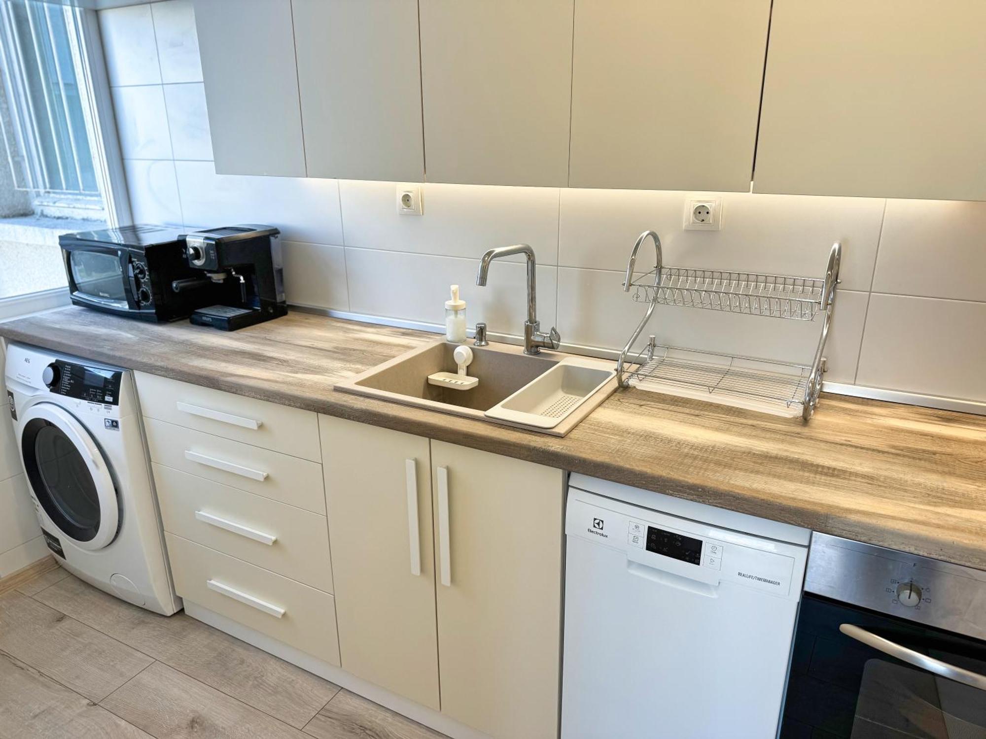 Restful Apartment For 4 Guests In Μπουργκάς Εξωτερικό φωτογραφία